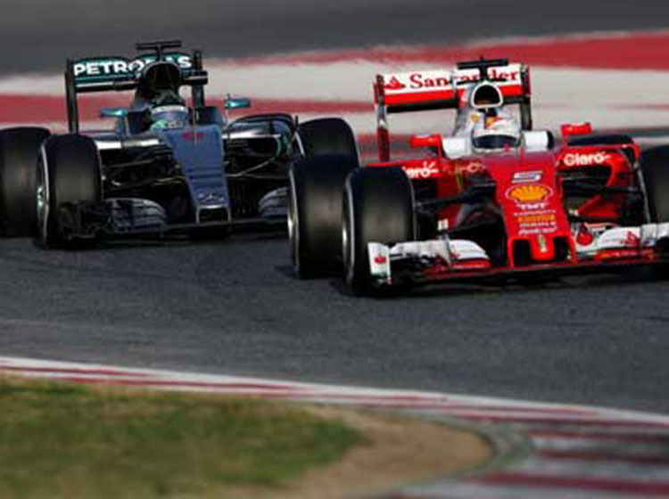 F1掌门人支持维泰尔抨击F1现状 法拉利与梅赛德斯狭路相逢